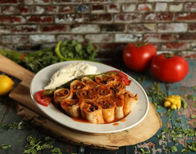 Beş Malzemeyle Dünya Mutfağı: Kolay ve Lezzetli Tarifler